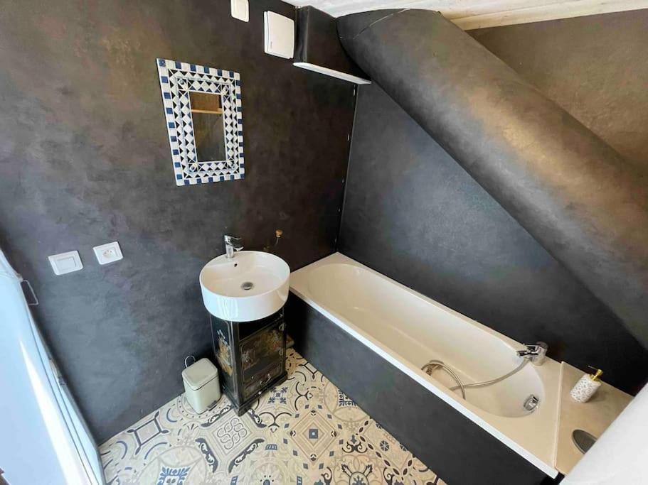 La Tiny House De Chaparon Apartment Lathuile Ngoại thất bức ảnh